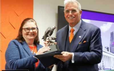 Two alumni honored at SMC awards event